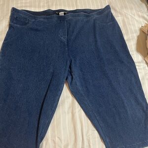 CD Daniel’s Blue Stretchy Denim Crop Pants 3X
